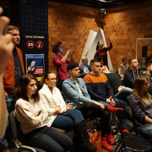 Kto nam wciska kit, czyli jak rodzą się mity i fake newsy na temat Unii Europejskiej?