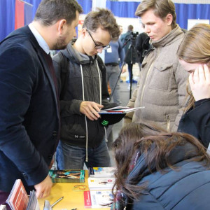 Targi Edukacyjne Uczelni Wyższych i Szkół Policealnych - Pabianice