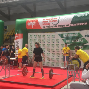 AMP w trójboju siłowym - Valeria Potaichuk