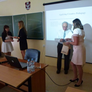 Wizyta prof. Grebskiego wraz z córką