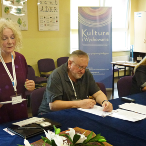 MIŁOŚĆ W PEDAGOGICE - PEDAGOGIKA W AKCIE TWÓRCZYM 