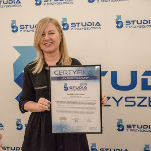 dr hab. Elżbieta Dul-Ledwosińska - Prodziekan kierunku grafika