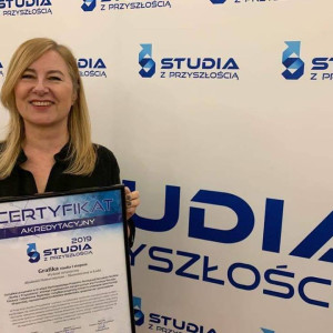 dr hab. Elżbieta Dul-Ledwosińska - Prodziekan kierunku grafika