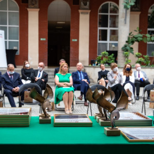 Prestiżowy certyfikat i wyróżnienie dla AHE