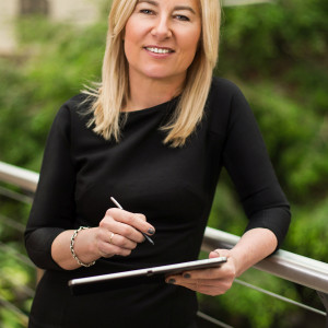 prof. nadzw. dr hab. Elżbieta Dul-Ledwosińska