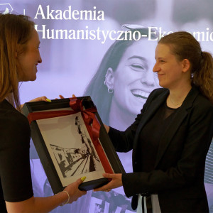 Statuetki i podziękowania partnerom technologicznym wręczone