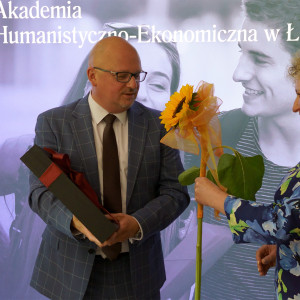 Statuetki i podziękowania partnerom technologicznym wręczone