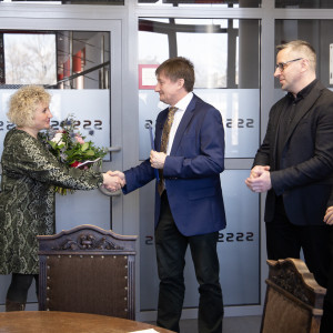 Dziekan kierunku pielęgniarstwo otrzymała honorową odznakę 