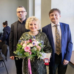 Dziekan kierunku pielęgniarstwo otrzymała honorową odznakę 