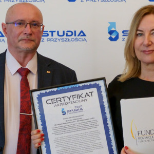 Akademia z prestiżowymi certyfikatami „Studia z Przyszłością"