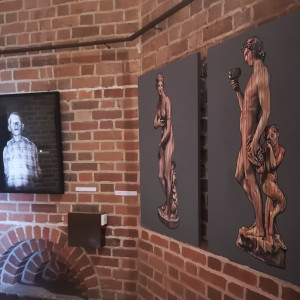 Wystawa kierunku grafika w wieży muzeum w Łęczycy otwarta