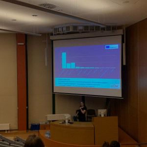 Występ studentek na konferencji „Medyczne Targi Wiedzy 2022”