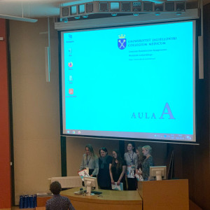 Występ studentek na konferencji „Medyczne Targi Wiedzy 2022”
