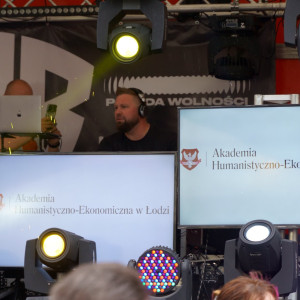 Platforma AHE na Paradzie Wolności