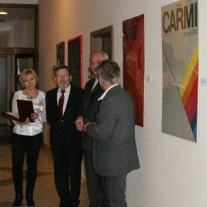 Wystawa "Kolekcji Mobilnej" odbyła się na III piętrze w budynku G przy ul. Rewolucji 1905 r. nr 52. 7