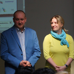 Niewiadomski Grzegorz, Agnieszka Małek oraz uczniowie Aleksandra Chabelska, Max Oraczewski, Hanna Kowalicka, Szymon Pabisiak, Jakub Kujawski, Tymon Mikołajczyk, Maja Odziemczewska, Milena Boskar, Jan Kuras, Adam Kamiński, Karolina Zawiślak, Julia Królewiak, Antonina Wilkowska, Kajetan Kapela, Ignacy Stępień, Artur Michalak „Jak powstaje film?” Międzynarodowa Szkoła Podstawowa Edukacji Innowacyjnej w Łodzi we współpracy z Muzeum Bajki Semafor