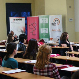 AHE Konferencja Aula Referat