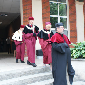 Rok akademicki 2015/2016 w Akademii ostał otwarty.