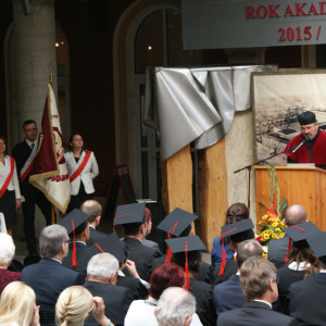 Rok akademicki 2015/2016 w Akademii ostał otwarty.