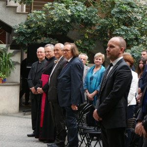 Rok akademicki 2015/2016 w Akademii ostał otwarty.