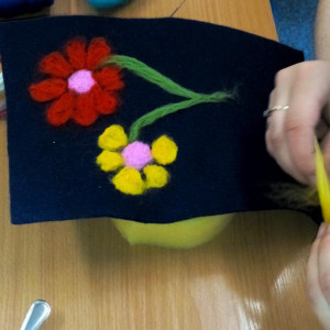 Relacja z warsztatów z filcowania na sucho