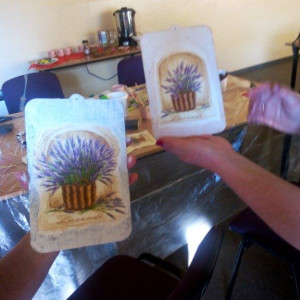 Decoupage na drewnie - relacja z warsztatów